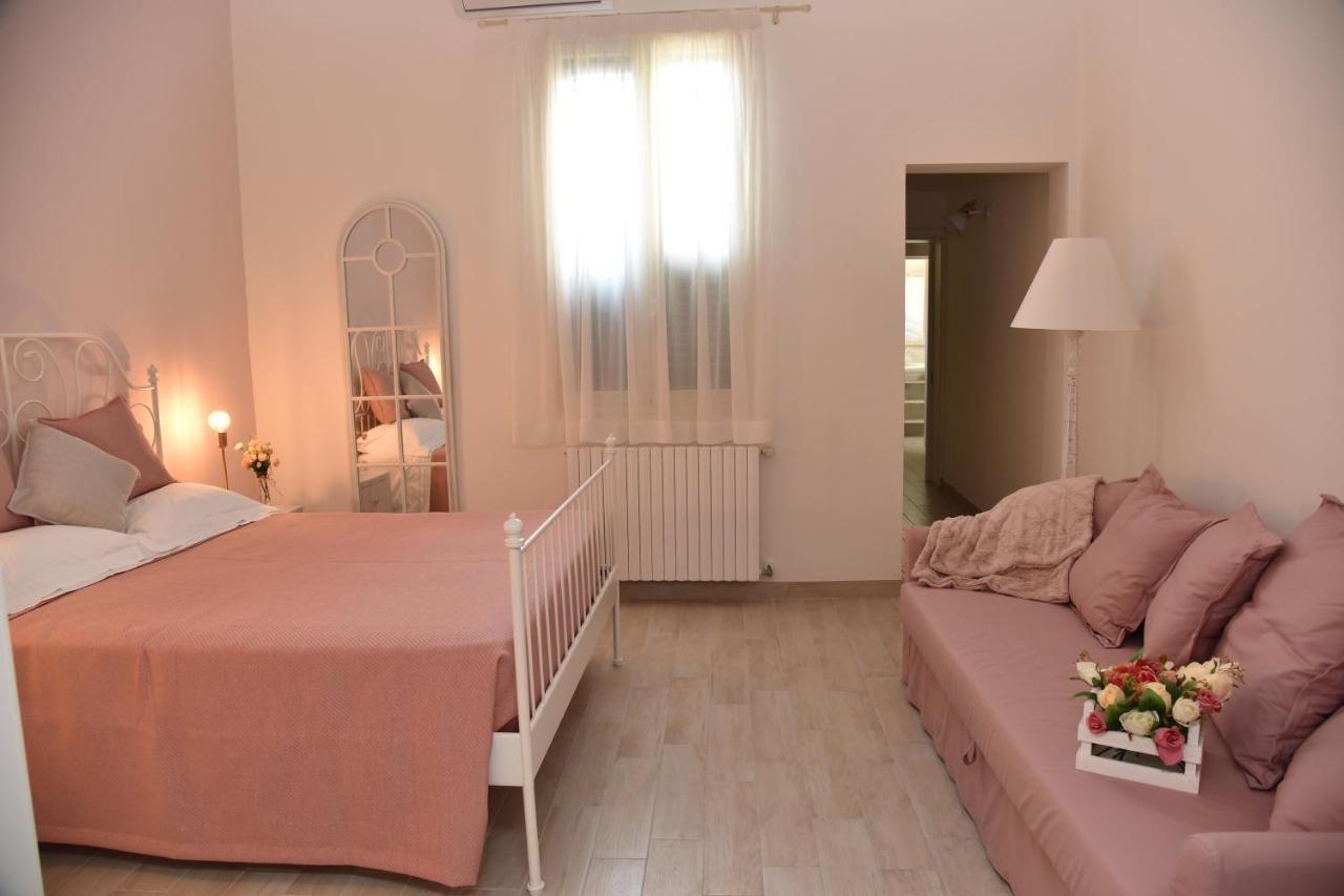 Bed and Breakfast Ai Raggi Di Sole Lecce Zewnętrze zdjęcie