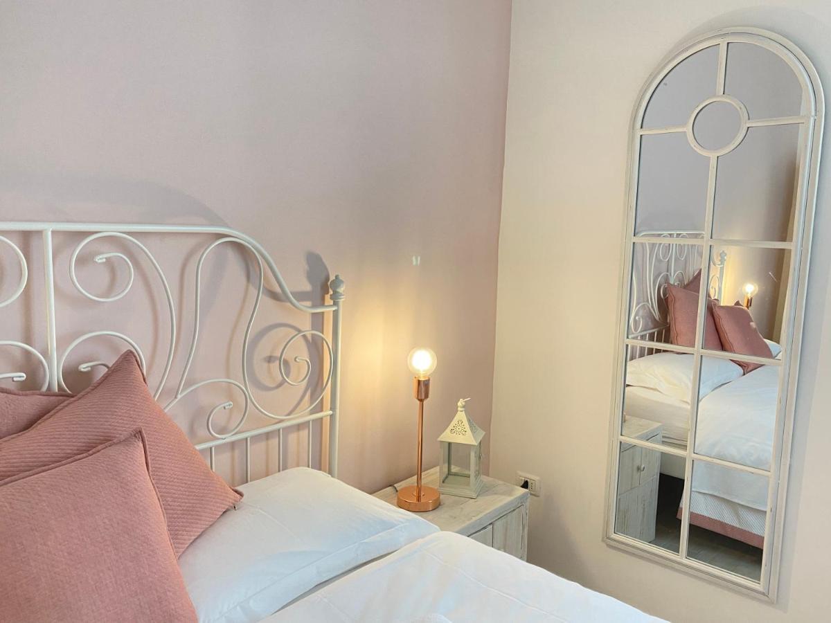 Bed and Breakfast Ai Raggi Di Sole Lecce Zewnętrze zdjęcie
